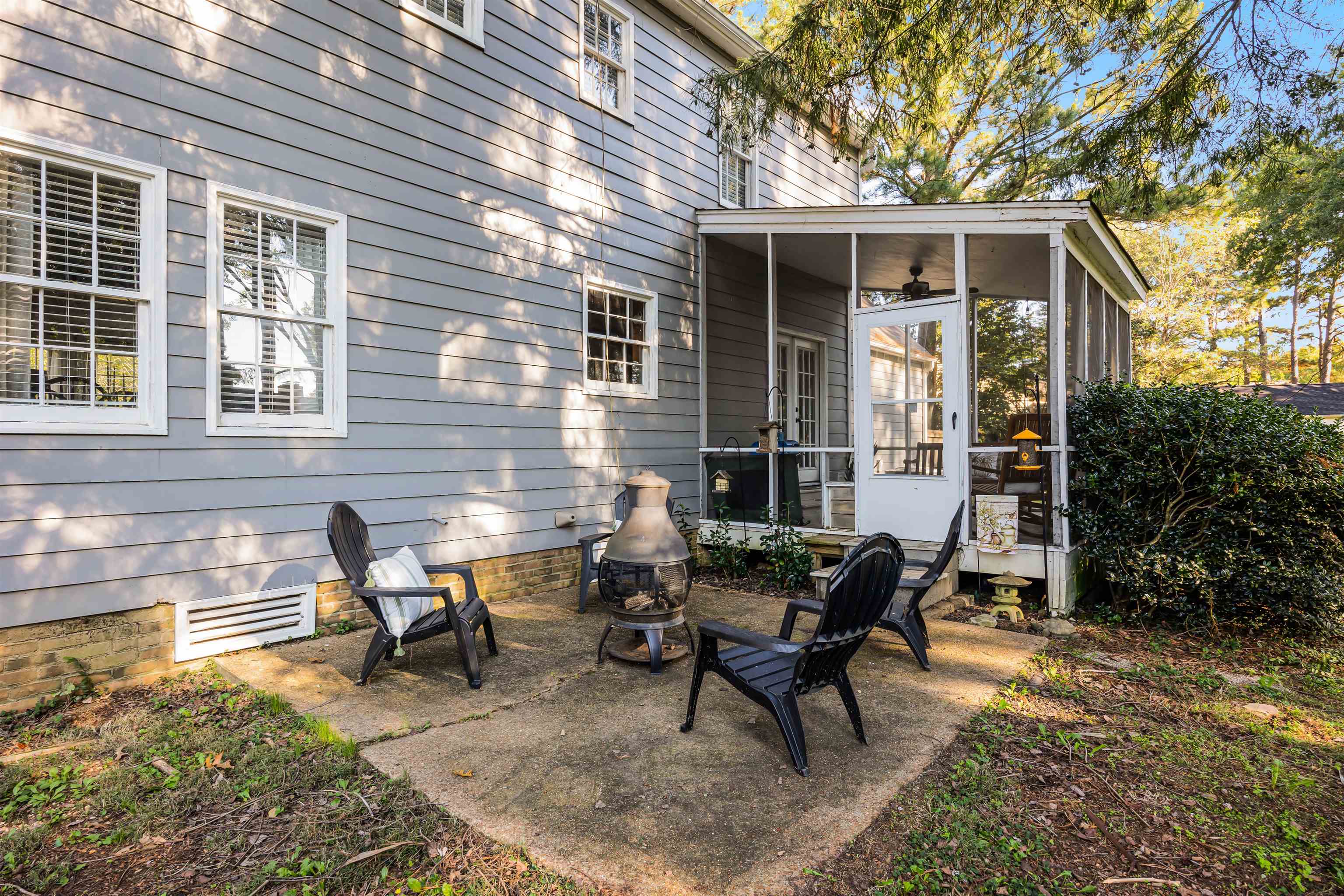 319 East Harpers Ferry Road Collierville, TN 38017 - Photo 25 of 27 View of patio / terrace featuring a sunroom, ceiling fan, and a fire pit