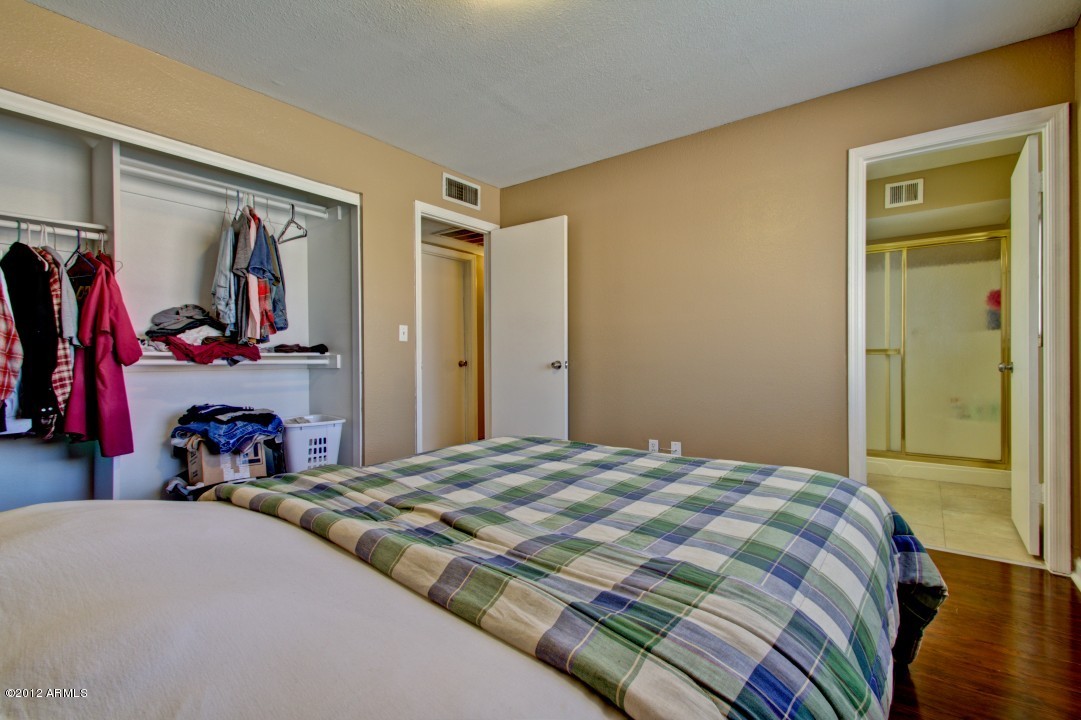 7114 West Hatcher Road Peoria, AZ 85345 - Photo 16 of 38 Hatcher (16)