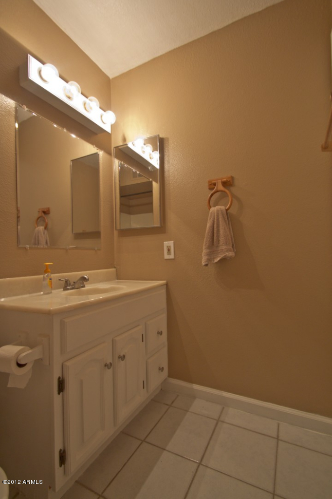 7114 West Hatcher Road Peoria, AZ 85345 - Photo 21 of 38 Hatcher (21)