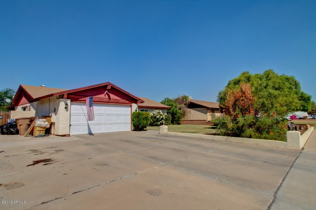 7114 West Hatcher Road Peoria, AZ 85345 - Photo 3 of 38 Hatcher (3)