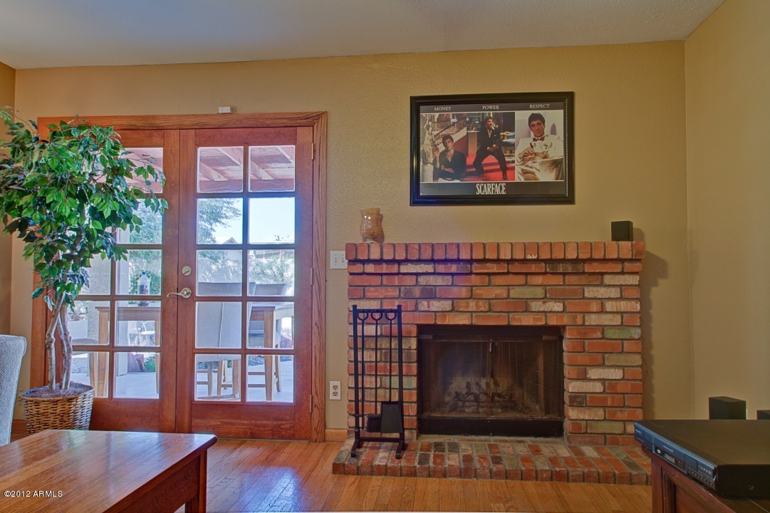 7114 West Hatcher Road Peoria, AZ 85345 - Photo 10 of 38 Hatcher (10)