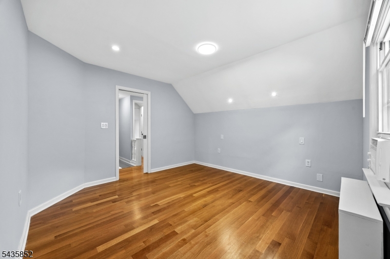 15 Nestro Road West Orange, NJ 07052 - Photo 23 of 33
