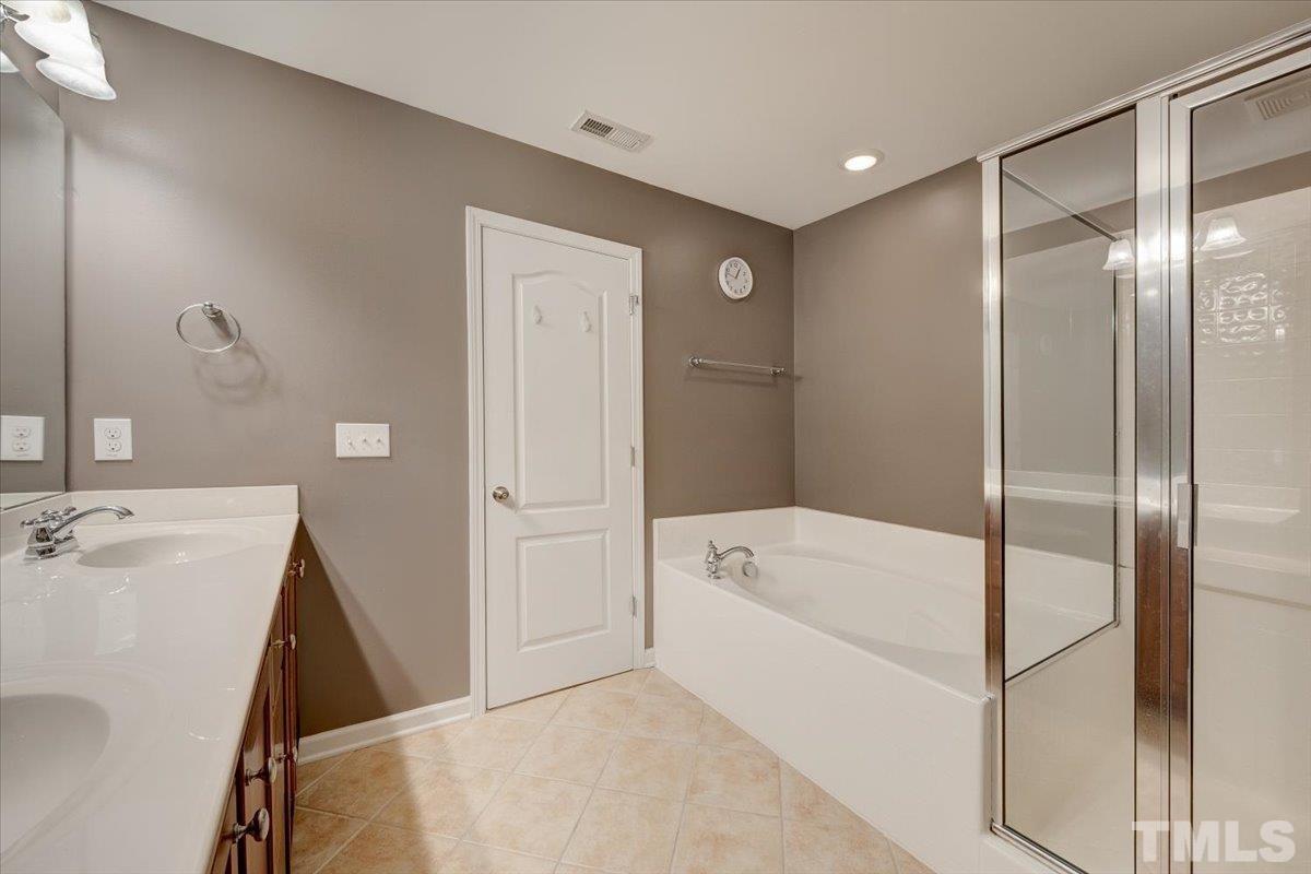 1324 Regulator Street Raleigh, NC 27603 - Photo 10 of 15