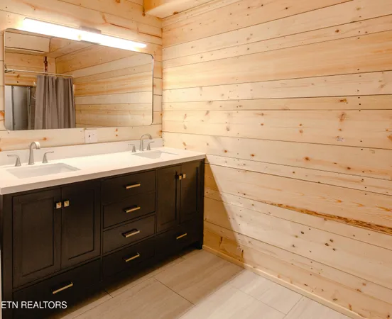 $550,000 | 925 Newcomb Branch Way, Cosby, TN 37722