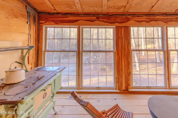 $550,000 | 925 Newcomb Branch Way, Cosby, TN 37722