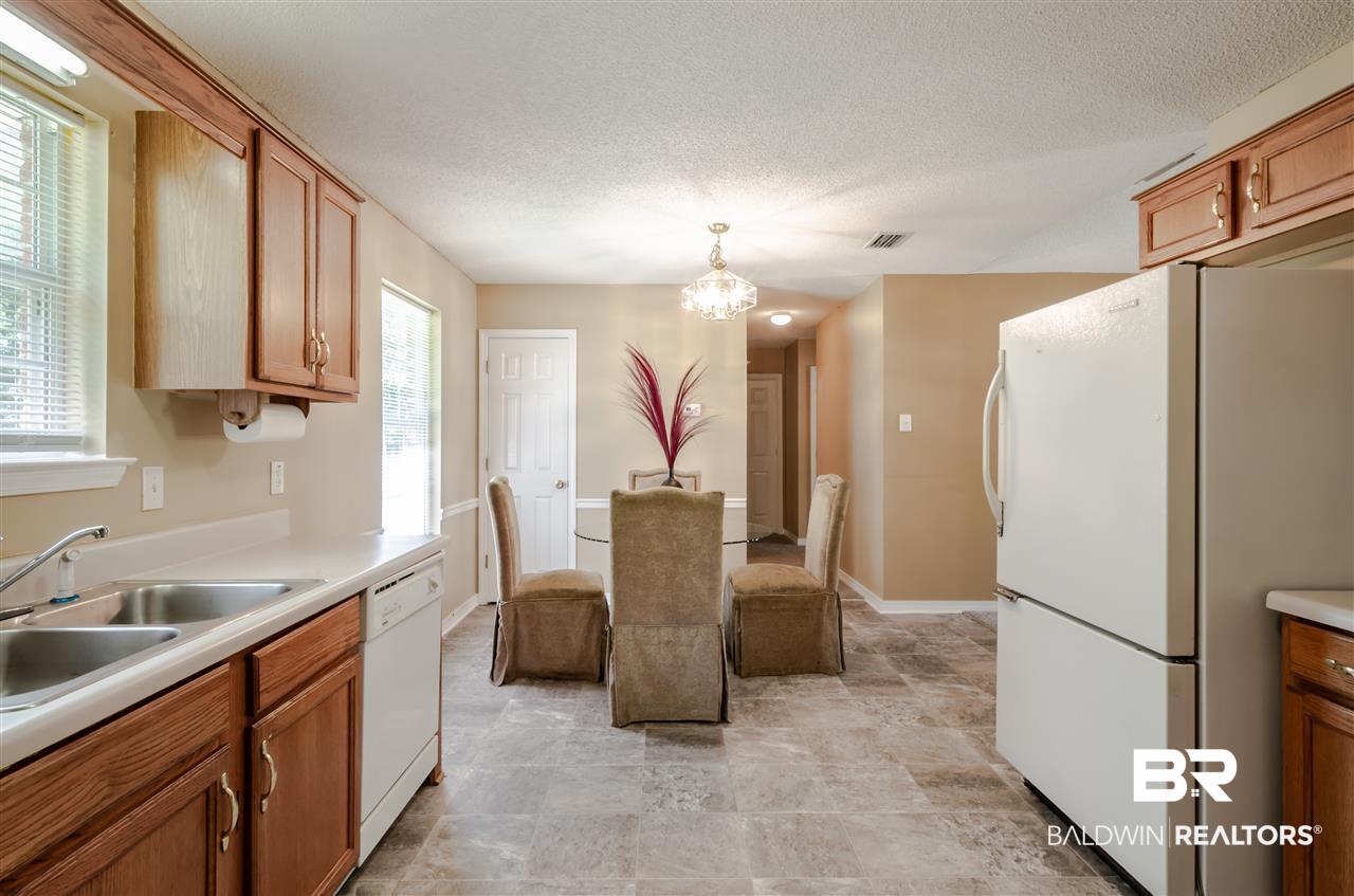 5481 Drexel Drive Theodore, AL 36582 - Photo 7 of 20 Kitchen