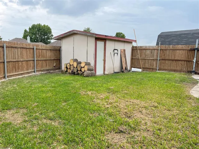 $1,850 | 8306 Woodside Road, Rowlett, TX 75088