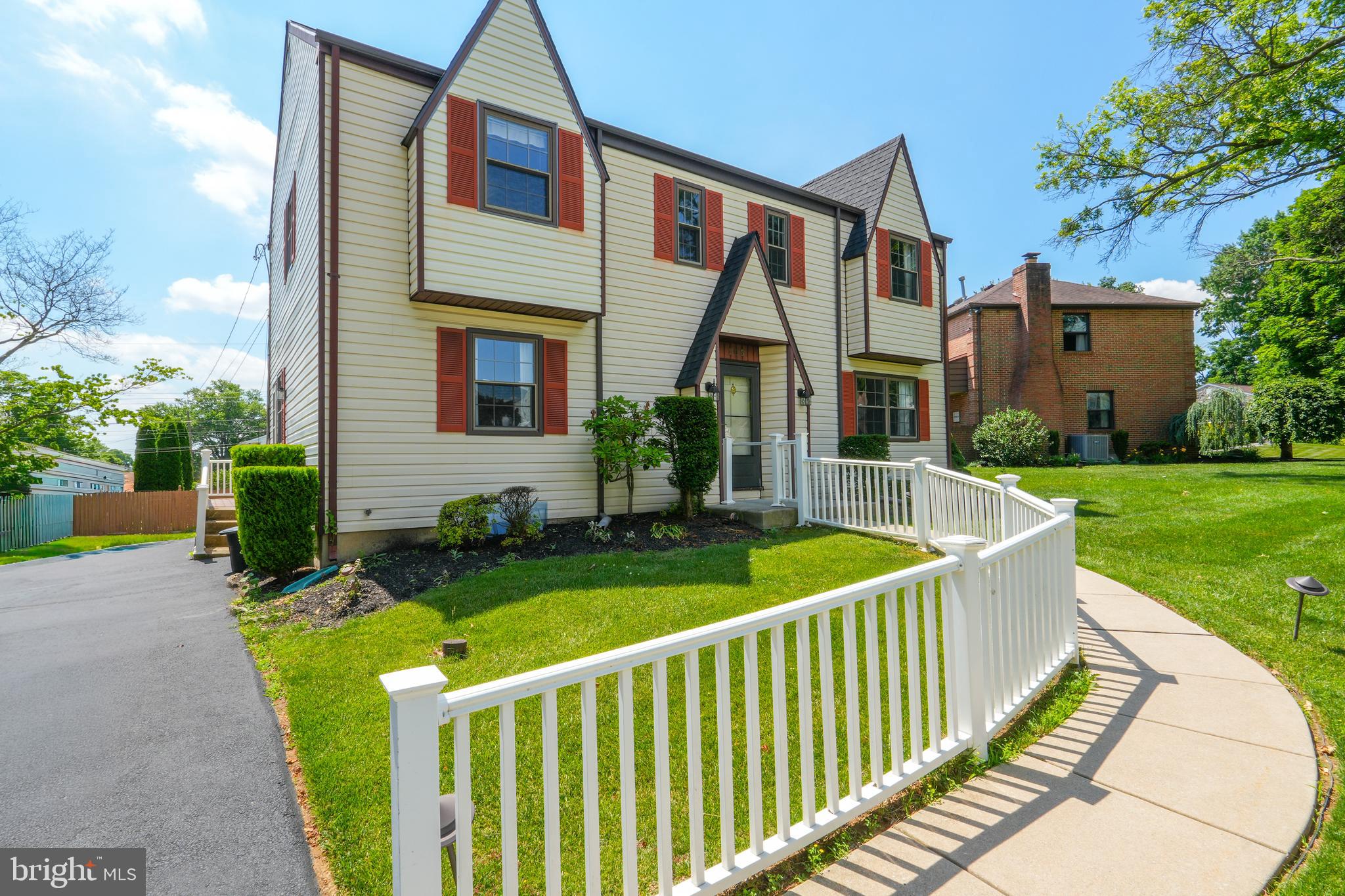 105 Grandview Road Springfield, PA 19064 - Photo 3 of 35