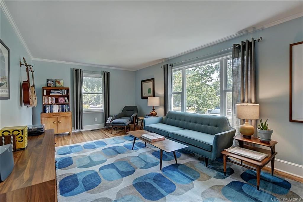 541 Sandridge Road Charlotte, NC 28210 - Photo 4 of 35 Gallery Image 4