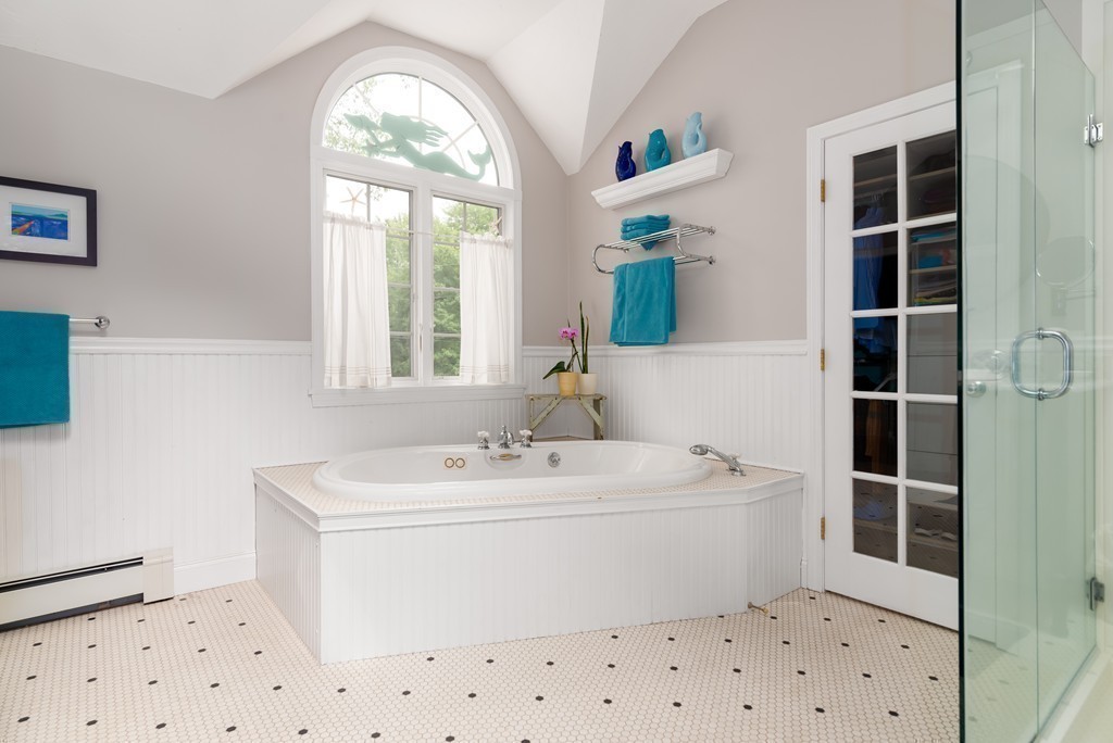 32 Pratt Road Scituate, MA 02066 - Photo 20 of 27 Gallery Image 20
