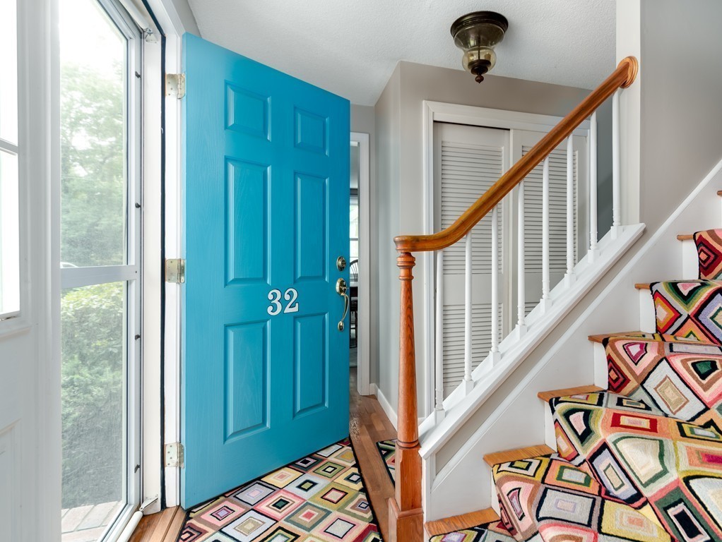 32 Pratt Road Scituate, MA 02066 - Photo 4 of 27 Gallery Image 4