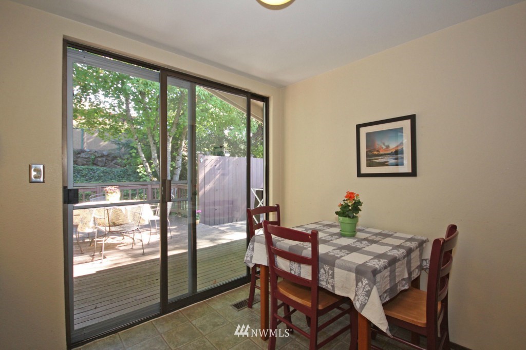 1420 Dayton Court Northeast Renton, WA 98056 - Photo 13 of 20