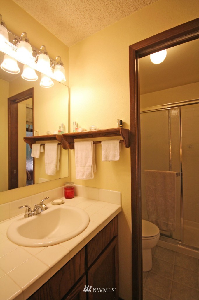 1420 Dayton Court Northeast Renton, WA 98056 - Photo 16 of 20