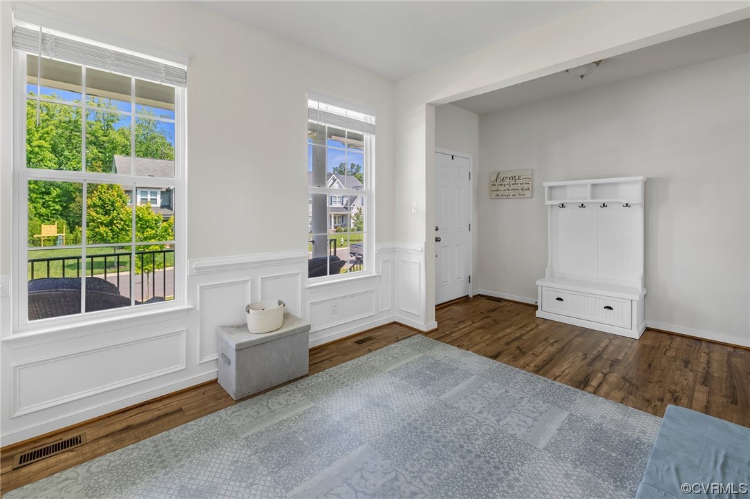 8125 Timberstone Drive Chesterfield, VA 23832 - Photo 7 of 34 a spacious bedroom with a bed and a window
