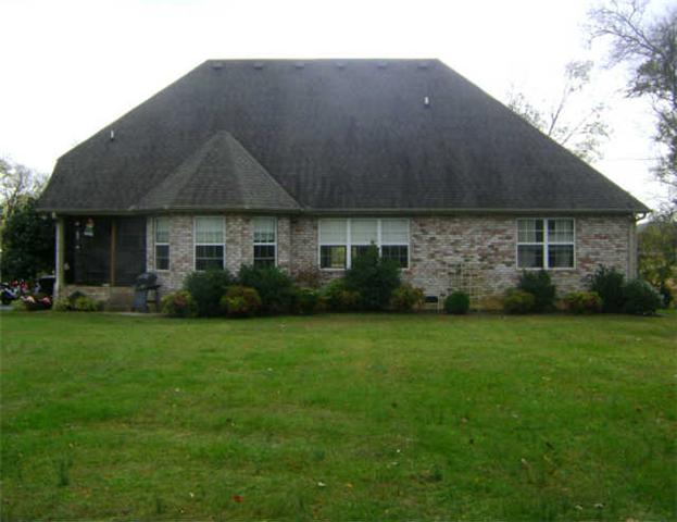 836 Holt Road Lebanon, TN 37087 - Photo 2 of 16 Huge backyard
