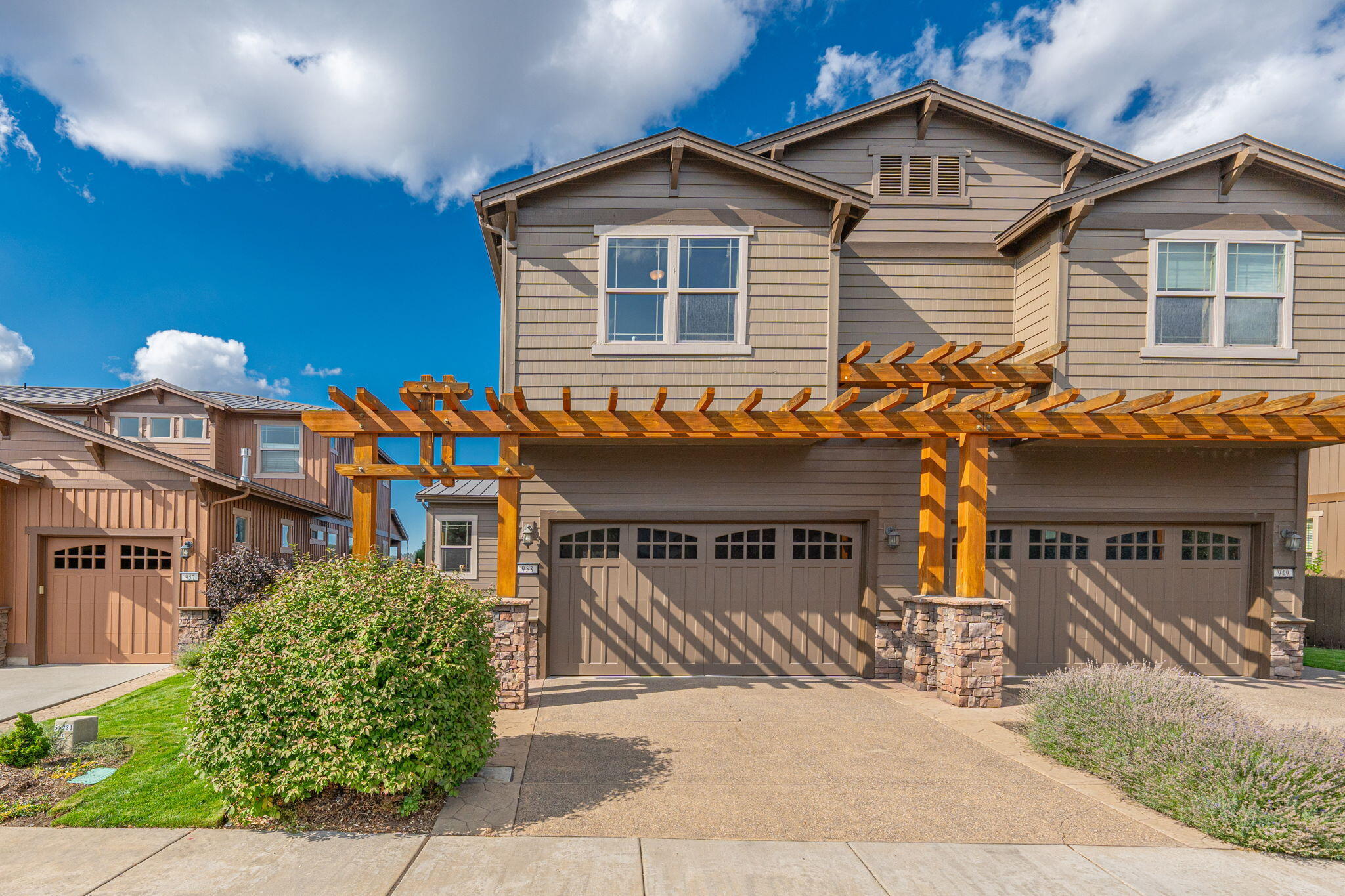 953 Southwest Vantage Point Way Bend, OR 97702 - Photo 46 of 55 1-web-or-mls-Riley_Visuals-1