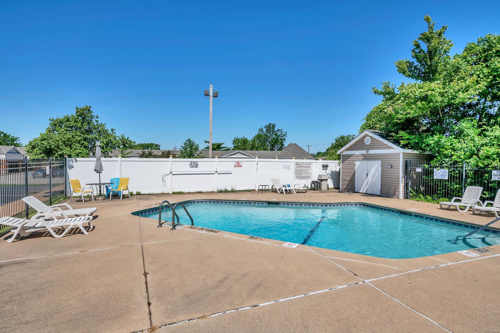 12114 Natural Bridge Road, Unit K Bridgeton, MO 63044 - Photo 22 of 26 Gallery Image 22