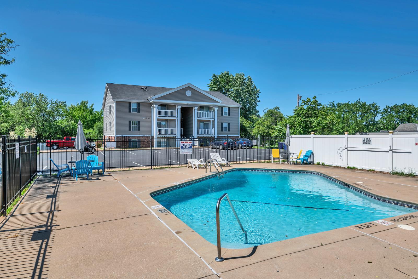 12114 Natural Bridge Road, Unit K Bridgeton, MO 63044 - Photo 4 of 26 Gallery Image 4