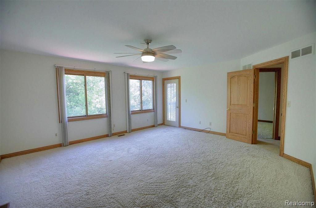 2403 Rochelle Park Drive Rochester Hills, MI 48309 - Photo 17 of 30