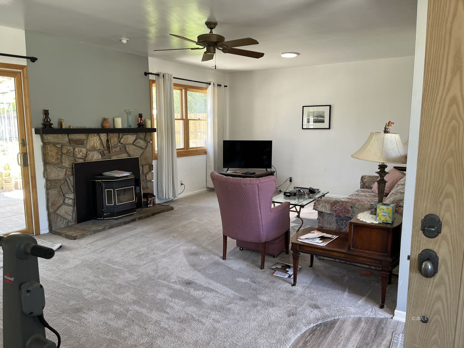 3012 Mesquite Road Bishop, CA 93514 - Photo 14 of 26 a livingroom with furniture fireplace and a window