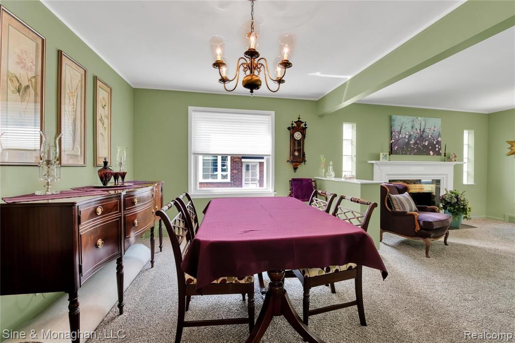 954 Harcourt Road Grosse Pointe Park, MI 48230 - Photo 9 of 46