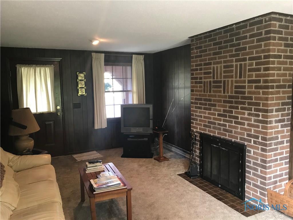 10427 Five Point Road Perrysburg, OH 43551 - Photo 10 of 16 Gallery Image 10