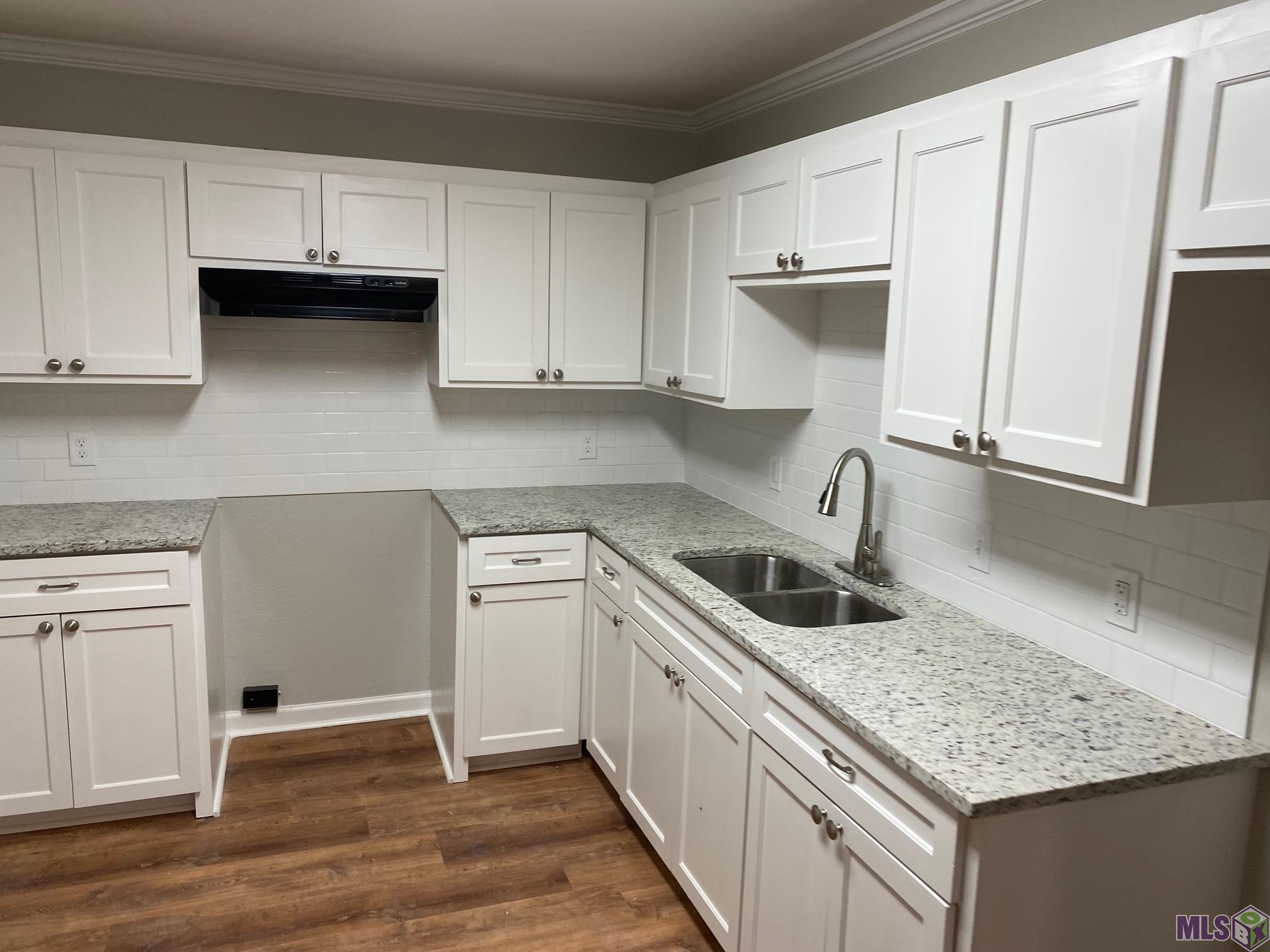 4540 Crown Avenue Baton Rouge, LA 70811 - Photo 9 of 55