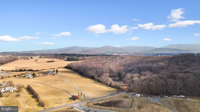 $1,699 | 156 Rae Court, Luray, VA 22835