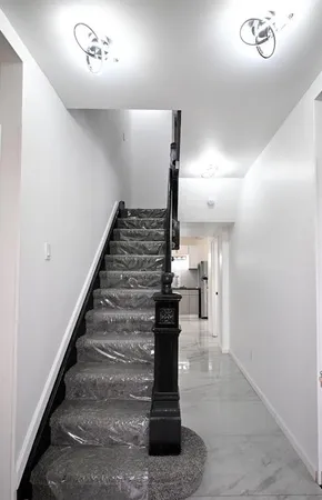 a view of entryway and hall