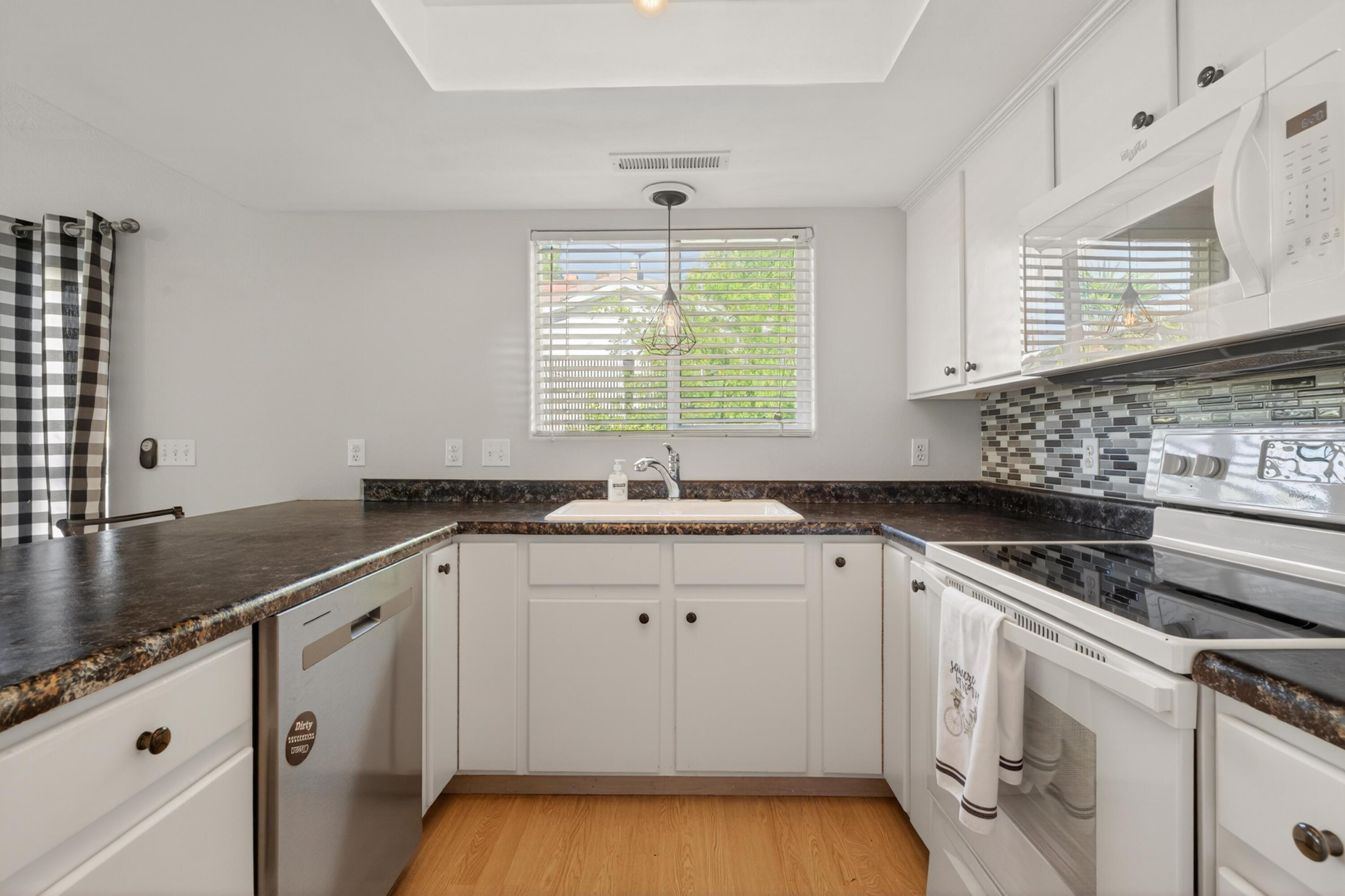 554 East 200 South, Unit 10 St. George, UT 84770 - Photo 11 of 21 Kitchen