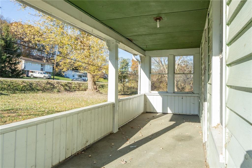 841 Schenley Road Leechburg, PA 15656 - Photo 4 of 15 Gallery Image 4