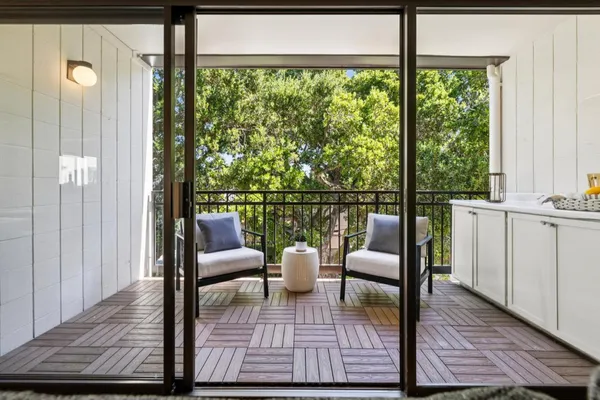 $1,075,000 | 225 Virginia Avenue, Unit 3D, San Mateo, CA 94402