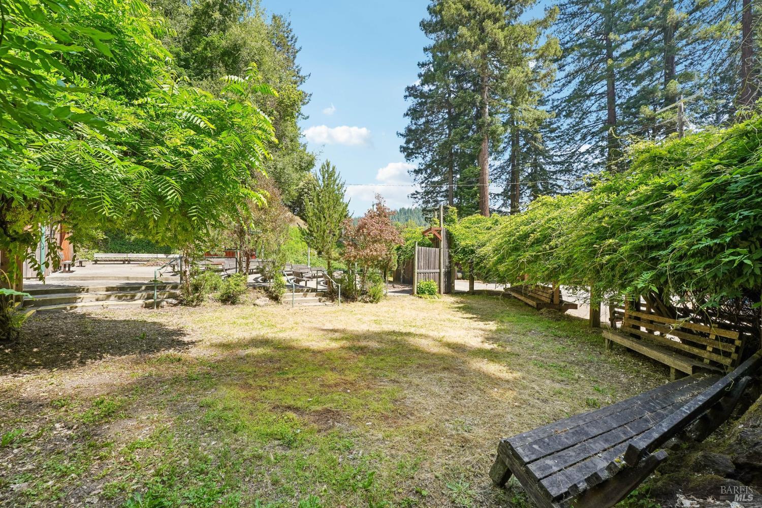 11688 Oak Road Forestville, CA 95436 - Photo 48 of 56