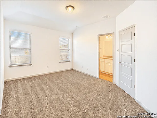 $1,595 | 10223 Tulipwood Run, Unit 1, San Antonio, TX 78252