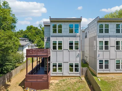 $885,000 | 2320 Dalebrook Court, Nashville, TN 37206