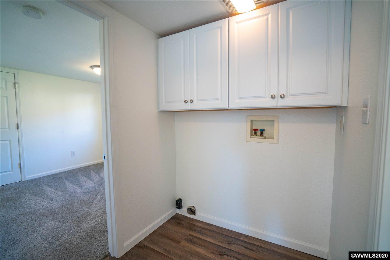 1363 Ruge Street Northwest Salem, OR 97304 - Photo 9 of 14