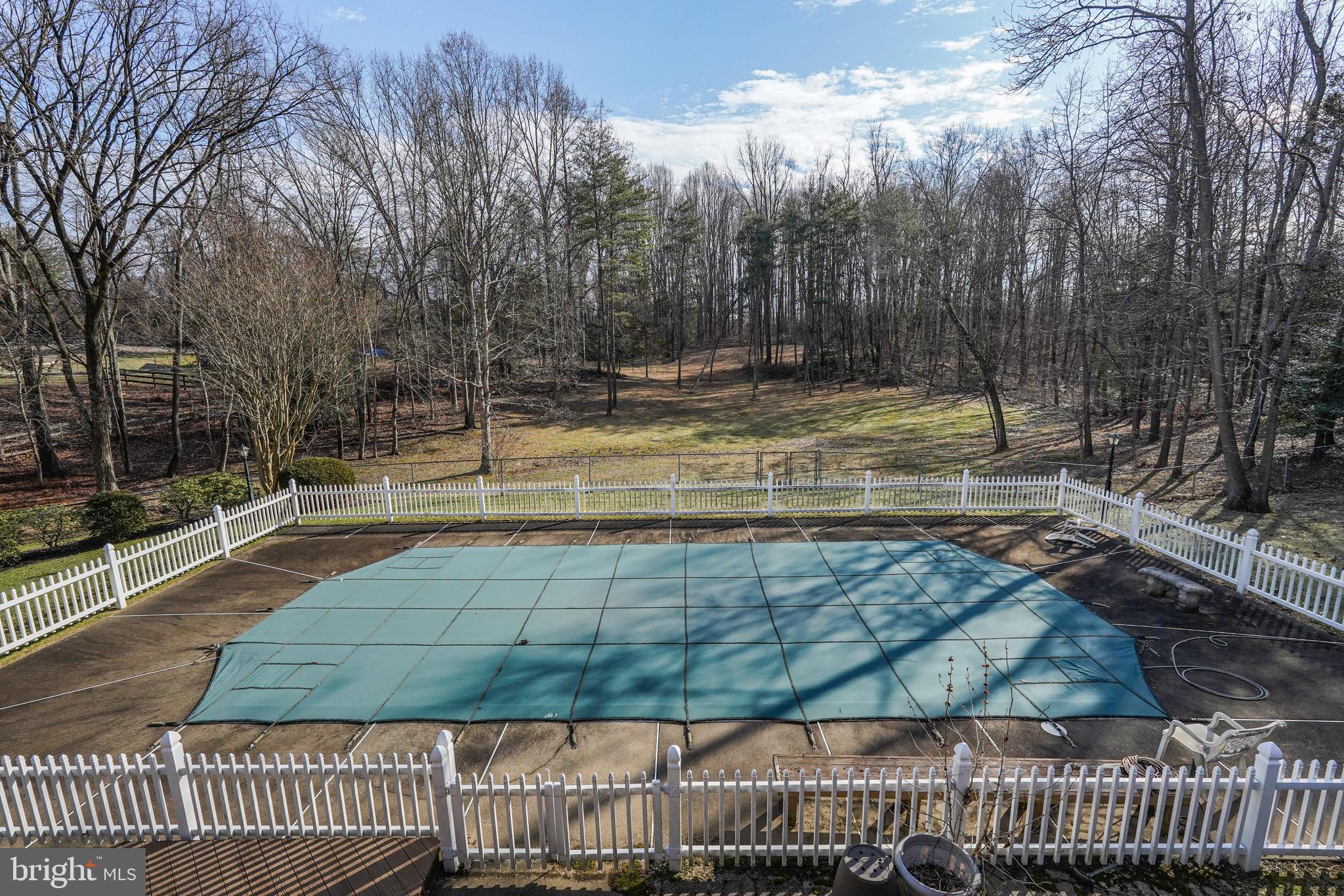 11701 Popes Head Road Fairfax, VA 22030 - Photo 37 of 43 Gallery Image 37