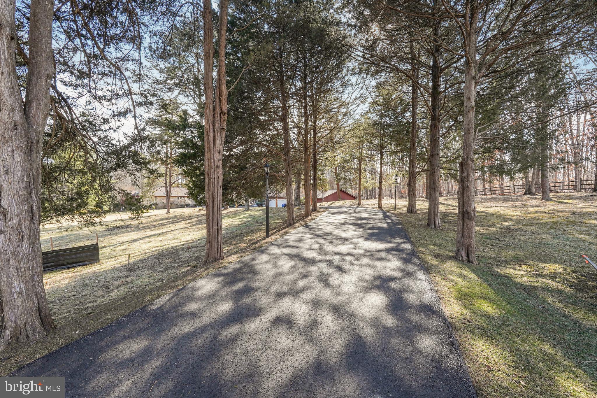 11701 Popes Head Road Fairfax, VA 22030 - Photo 41 of 43 Gallery Image 41