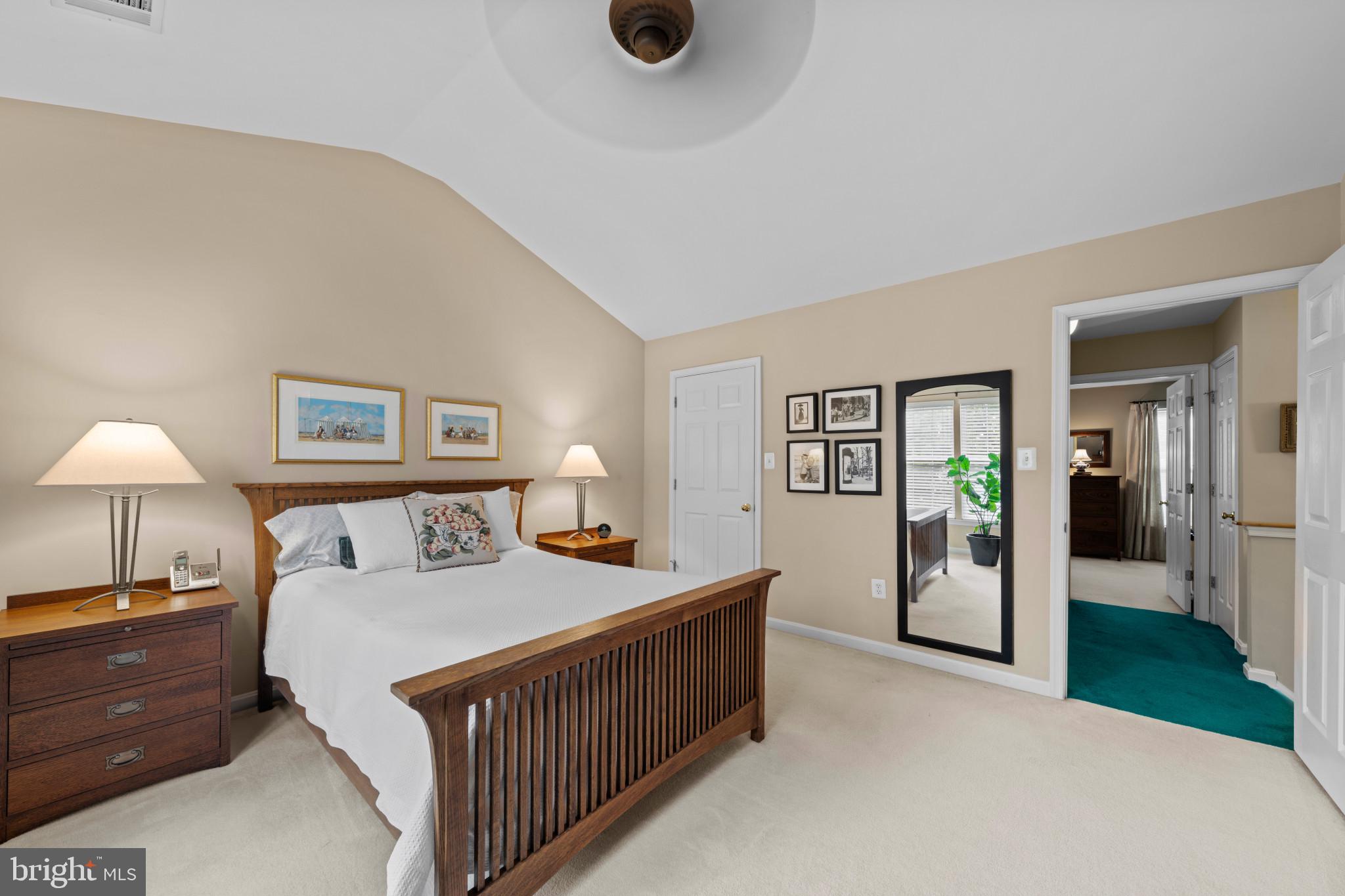 21980 Box Car Square Sterling, VA 20166 - Photo 25 of 36 Lovely Primary Bedroom