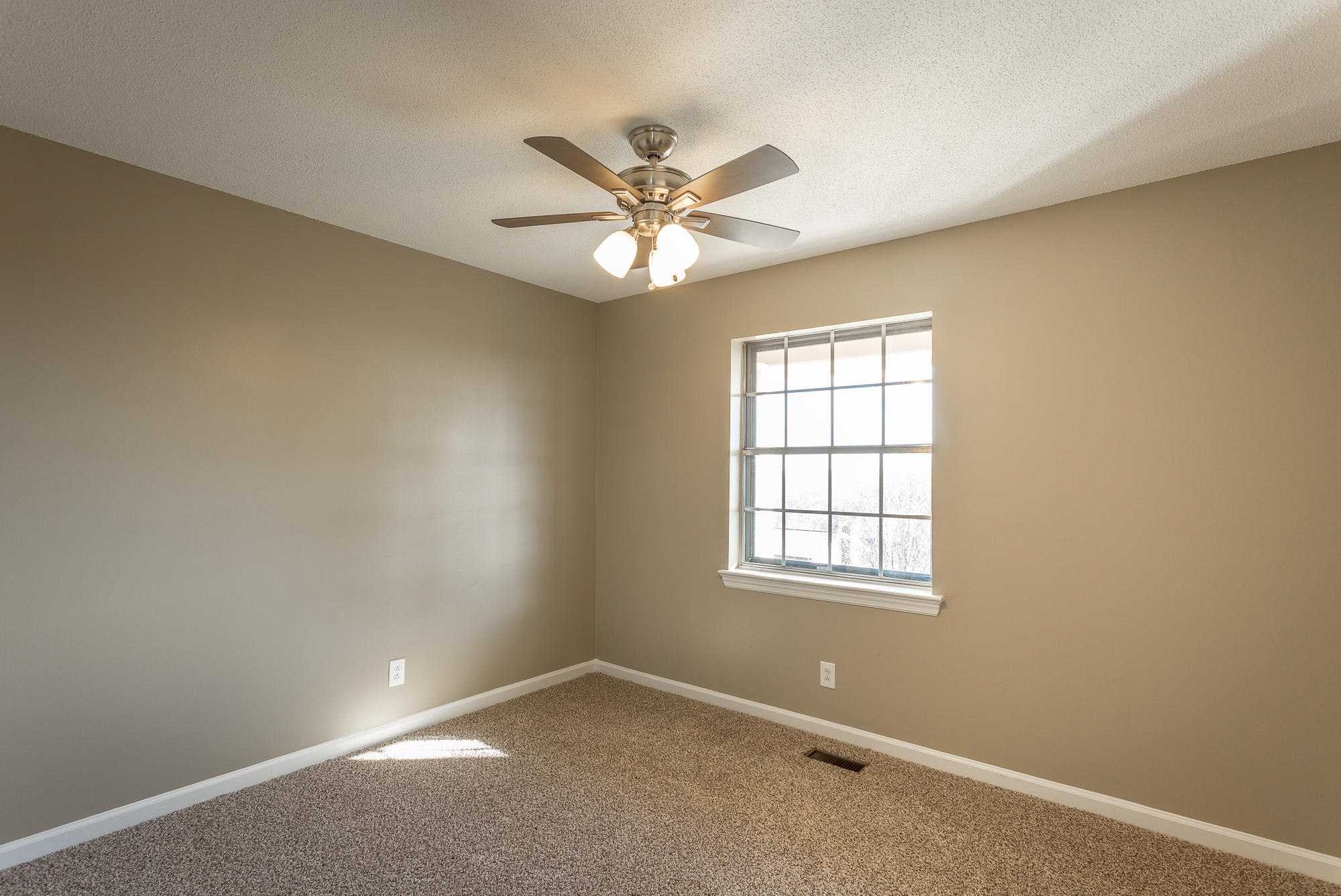 1729 East Rebel Road Rossville, GA 30741 - Photo 23 of 63 1729 E Rebel Road-22