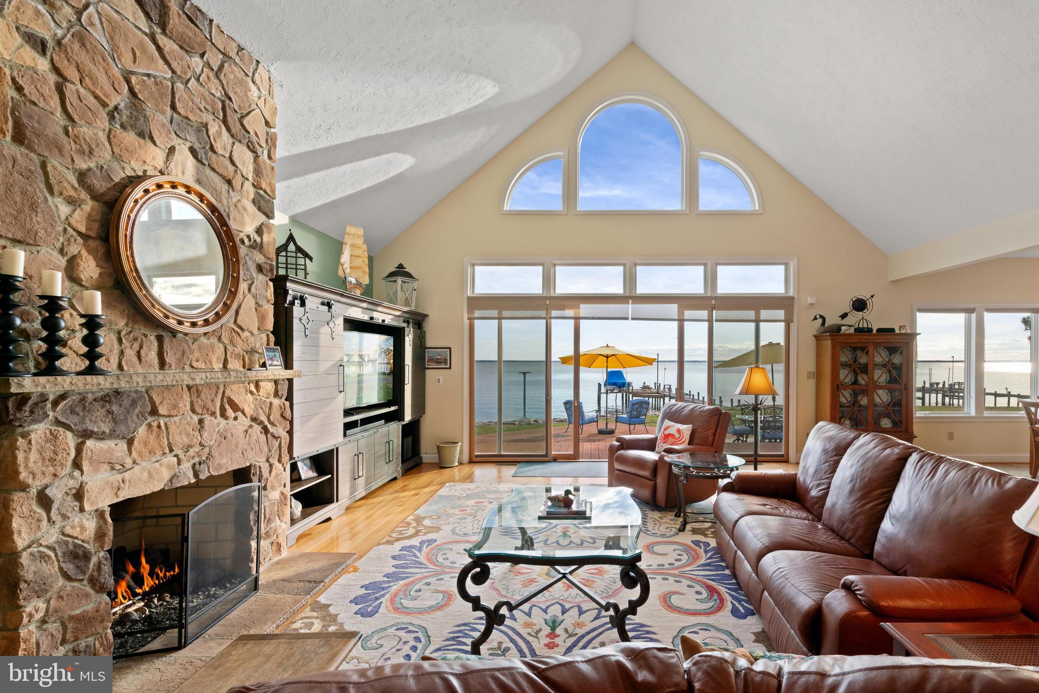 12295 Potomac View Road Newburg, MD 20664 - Photo 5 of 70 Family Room