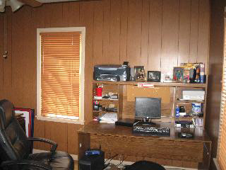 10551 Grafton Road Carleton, MI 48117 - Photo 12 of 15 Office