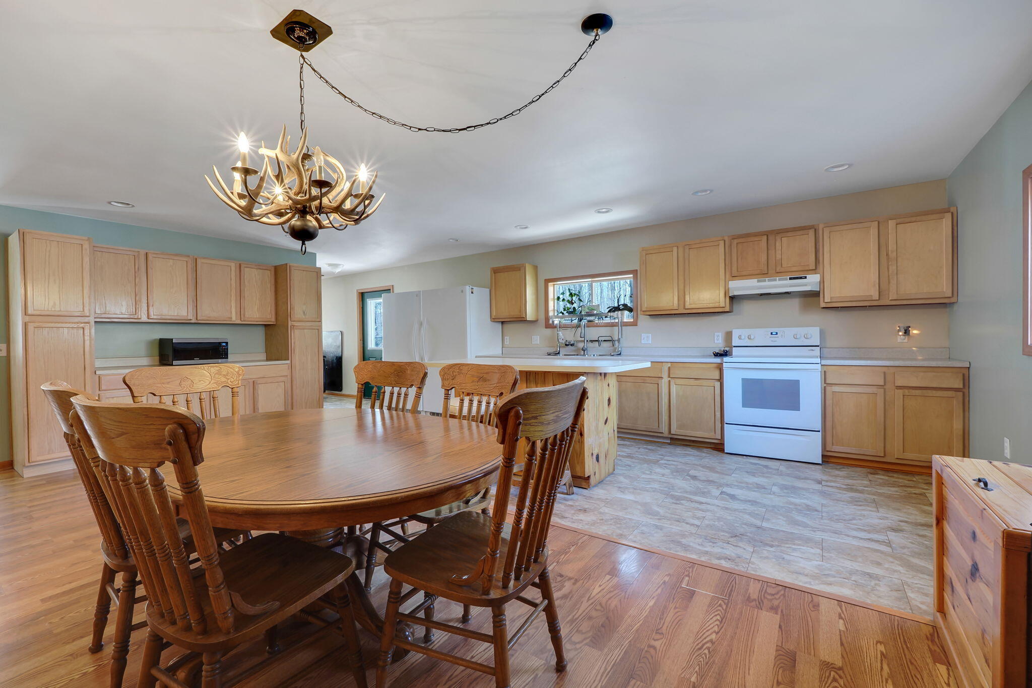 10250 Alpena St Road Cheboygan, MI 49721 - Photo 15 of 71 Gallery Image 15