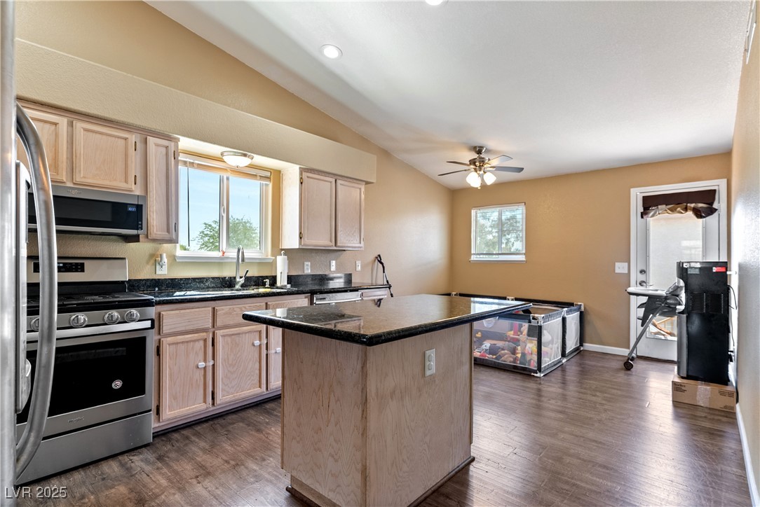 7553 Durham Hall Avenue, Unit 201 Las Vegas, NV 89130 - Photo 7 of 18