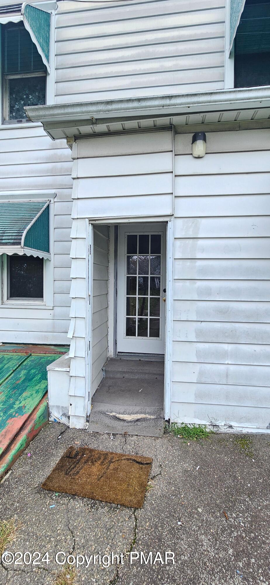 585 Arthur Street Hazleton, PA 18201 - Photo 2 of 14 PAGE 14