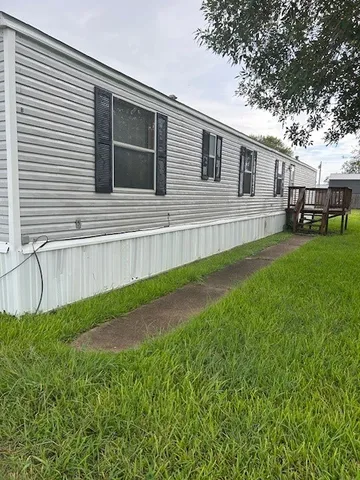 $1,425 | 7310 Avenue T, Unit B, Santa Fe, TX 77510