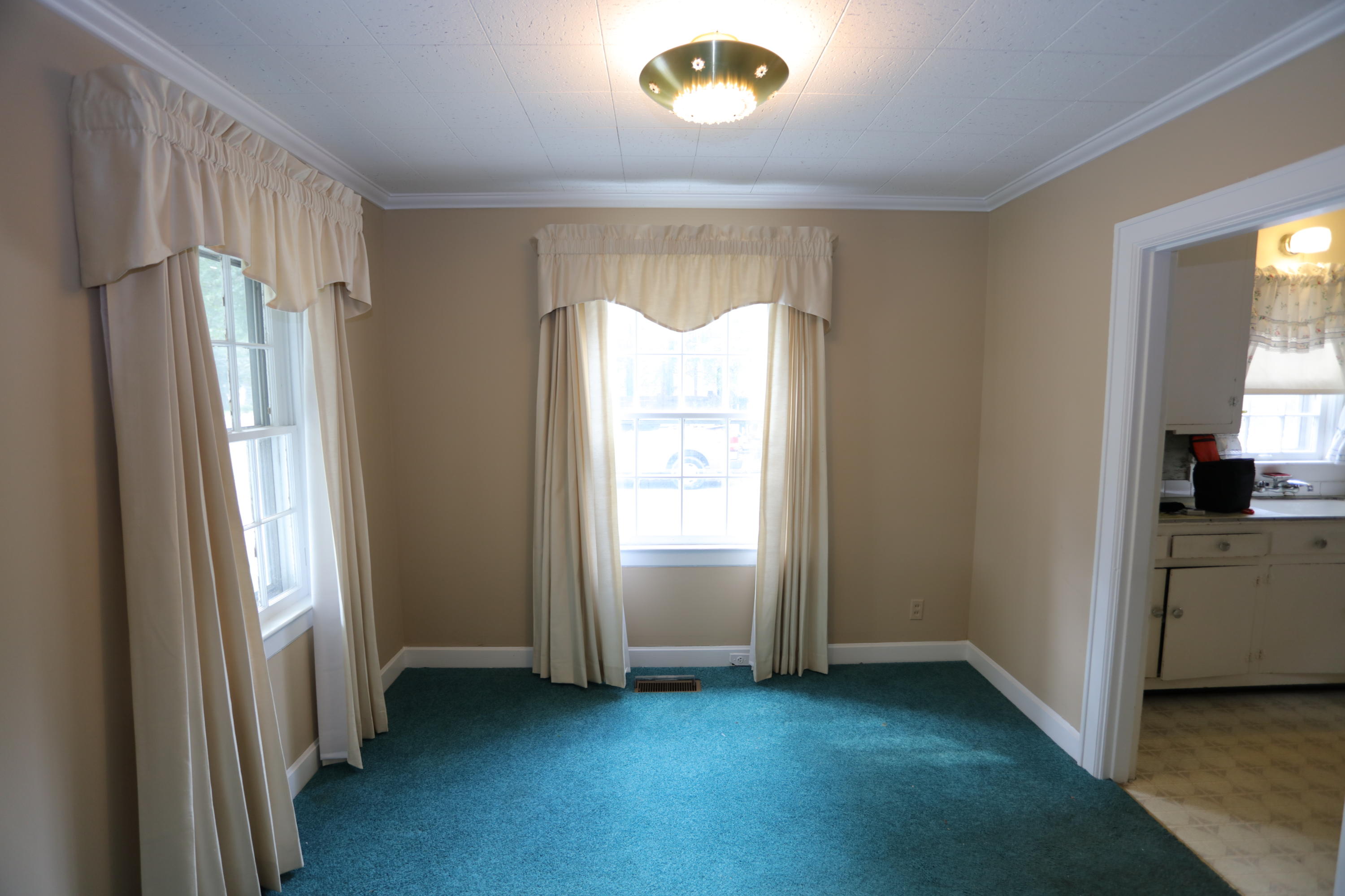 401 North Moore Road Chattanooga, TN 37411 - Photo 5 of 24 Dining Room