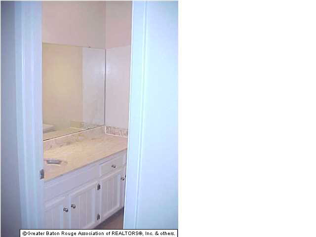 558 South Flannery Road, Unit A Baton Rouge, LA 70815 - Photo 7 of 26 Gallery Image 7