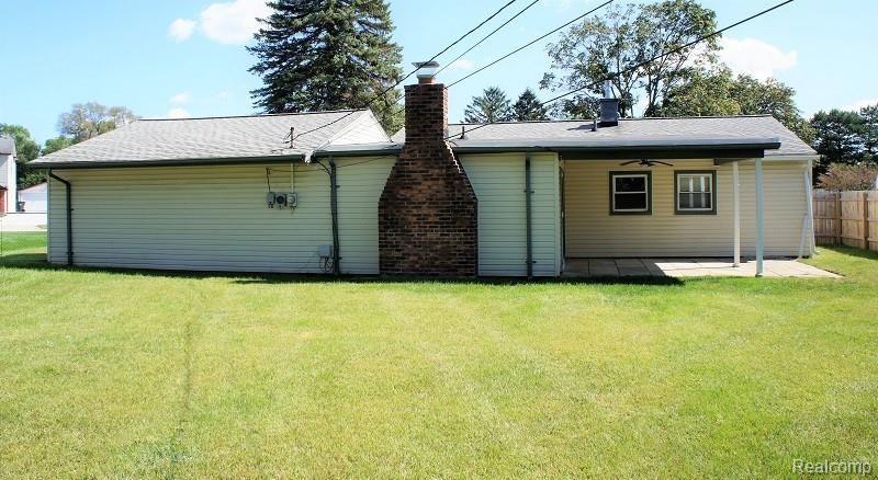 3174 Avon Manor Road Rochester Hills, MI 48307 - Photo 2 of 18