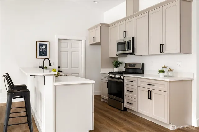 $699,500 | 4817 Lawrence Lane, Freeland, WA 98249